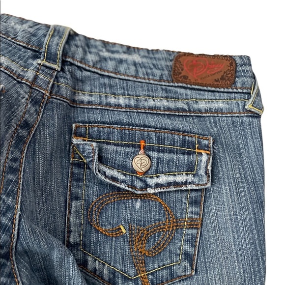 Old School Princy by Jessica Simpson Twisted Low rise Flare Jeans size 5 - Picture 6 of 6